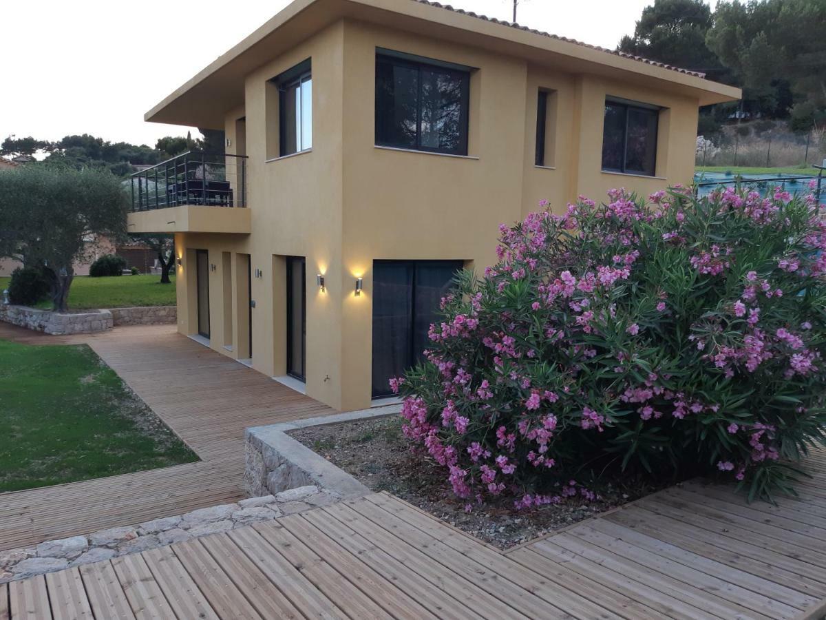 Les Bastides D'helene Apartment *