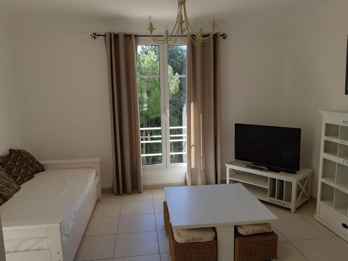 Les Bastides D'helene Apartment *